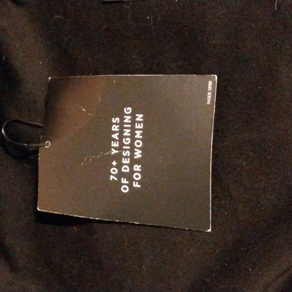 Lee Women's Plus Size Sculpting Slim Fit Skinny Leg Pull on Jean NWT Size 28W - Picture 9 of 11